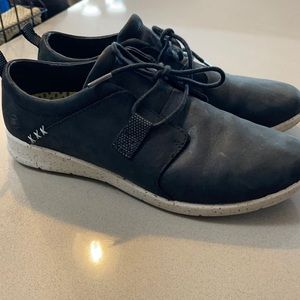 Women’s Superfeet Birch Leather Sneakers